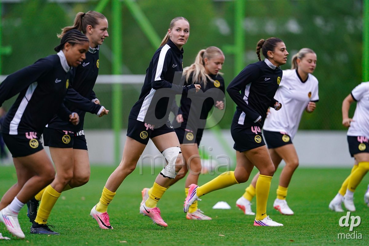 ZURICH, SWITZERLAND - September 9: Smilla Reinauer of BSC YB Frauen warming up during the AXA Women's Super League match between FC Zurich and BSC YB Frauen at Herrenschurli on September 9, 2026 in Zurich, Switzerland.