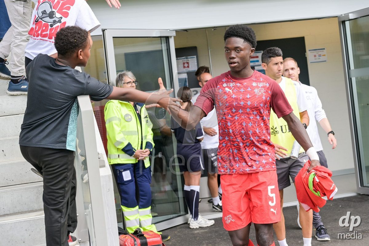 CHUR, SWITZERLAND - September 10: The players enter the field during the International friendly match between Switzerland U16 and Luxembourg U16 at Stade de Chur on September 10,2026 in Chur, Switzerland