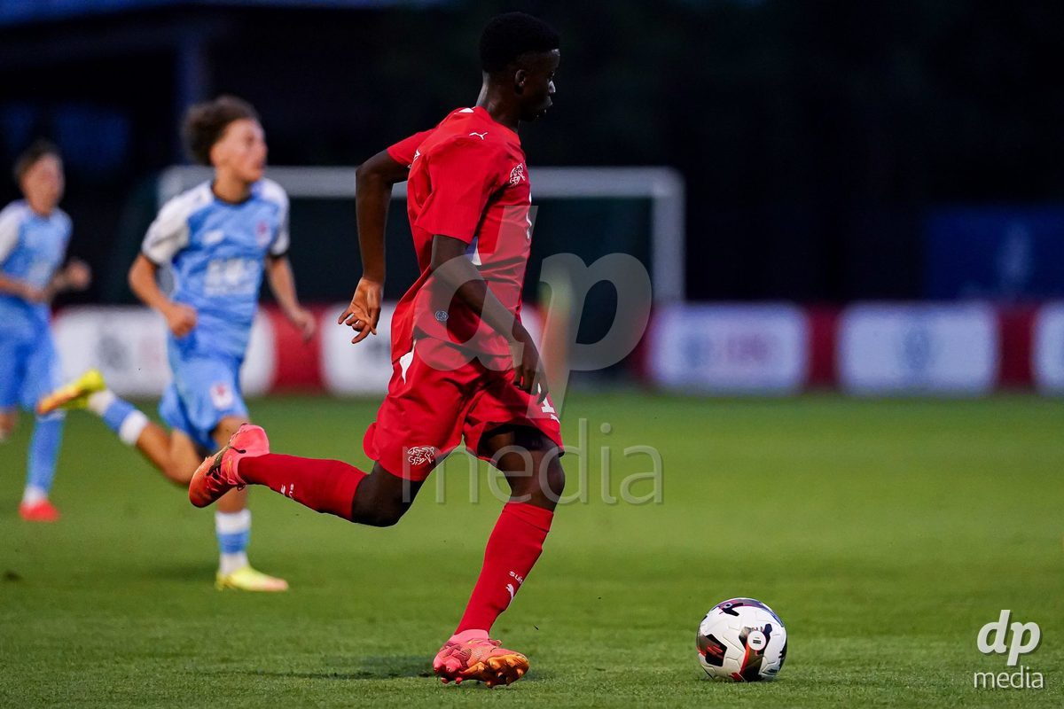 OBERE AU, Switzerland - September 8: Jessy Madox Kongenda of Switzerland controls the ball during the International Friendly U20 match between Switzerland and Luxembourg at TBD on September 8, 2026 in Obere Au, Switzerland.