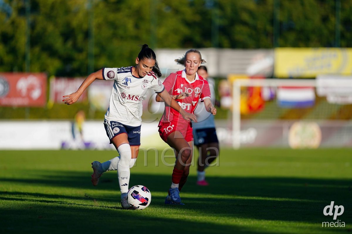 Rapperswil, Switzerland - September 12: Meriame Terchoun of Servette FC Chenois Feminin (L) battle for the ball during the AXA Women's Super League match between FC Rapperswil-Jona and Servette FC Chenois Feminin at Stadion Grünfeld on September 12, 2026 in Rapperswil, Switzerland.