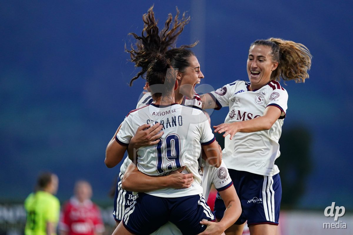 Rapperswil, Switzerland - September 12: Paula Serrano of Servette FC Chenois Feminin celebrating with team after scoring teams second goal during the AXA Women's Super League match between FC Rapperswil-Jona and Servette FC Chenois Feminin at Stadion Grünfeld on September 12, 2026 in Rapperswil, Switzerland.
