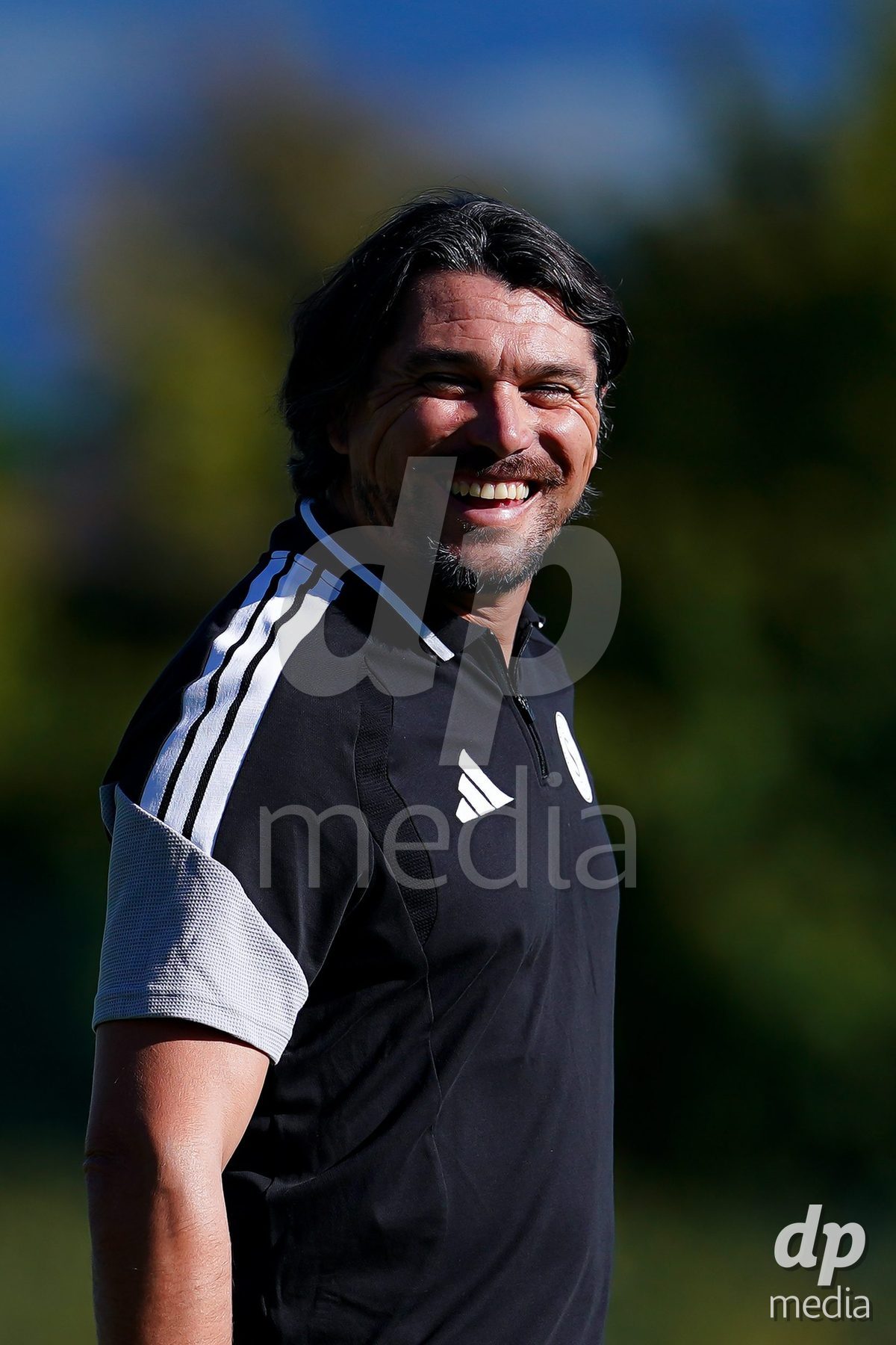 Rapperswil, Switzerland - September 12: Cristian Toro, Head Coach of Servette FC Chenois Feminin, during the AXA Women's Super League match between FC Rapperswil-Jona and Servette FC Chenois Feminin at Stadion Grünfeld on September 12, 2026 in Rapperswil, Switzerland.