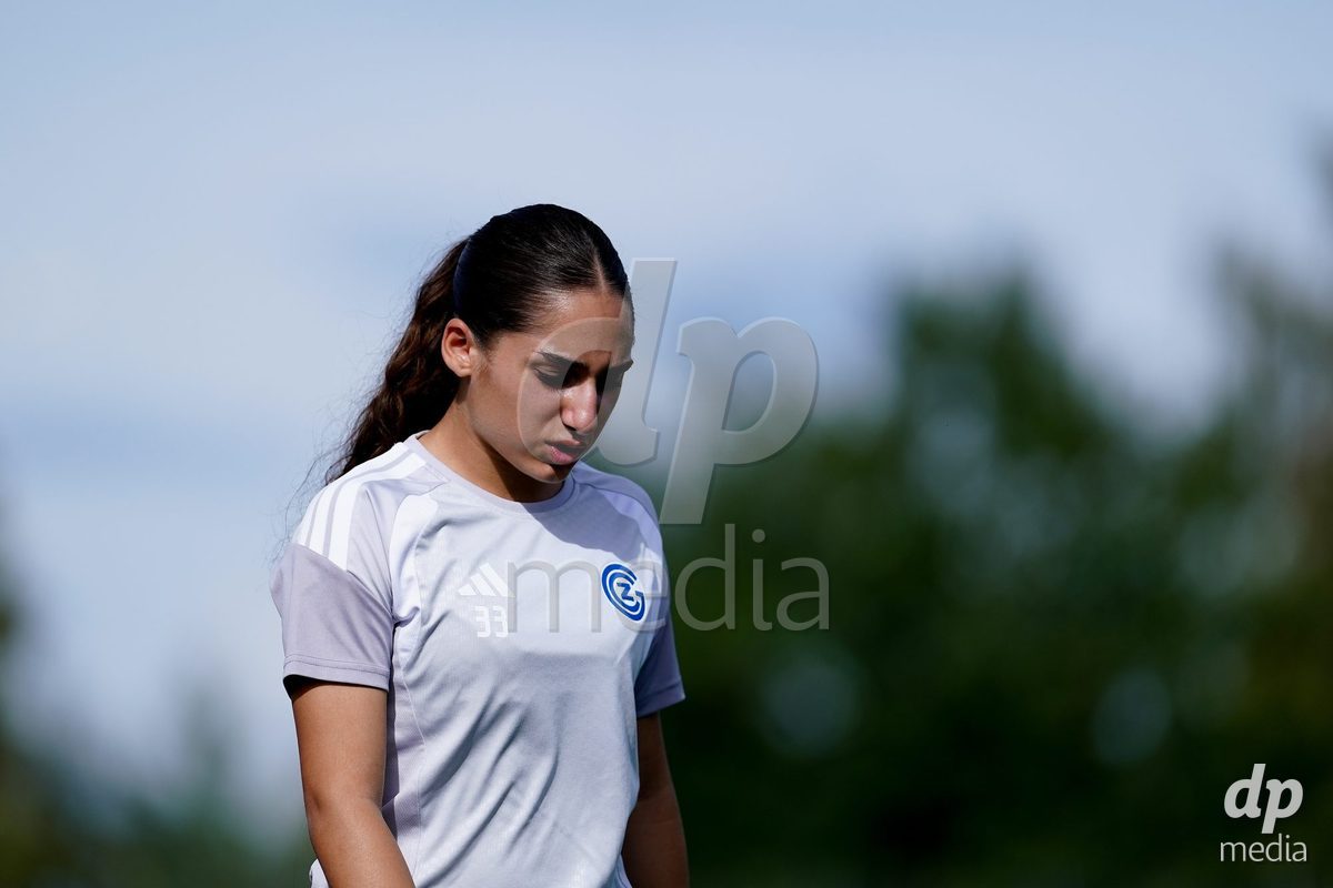 NIEDERHASLI, SWITZERLAND - September 13: Players of GC Frauenfussball warming up during the AXA Women's Super League match between GC Frauenfussball and FC Luzern at GC Campus on September 13, 2026 in Niederhasli, Switzerland.