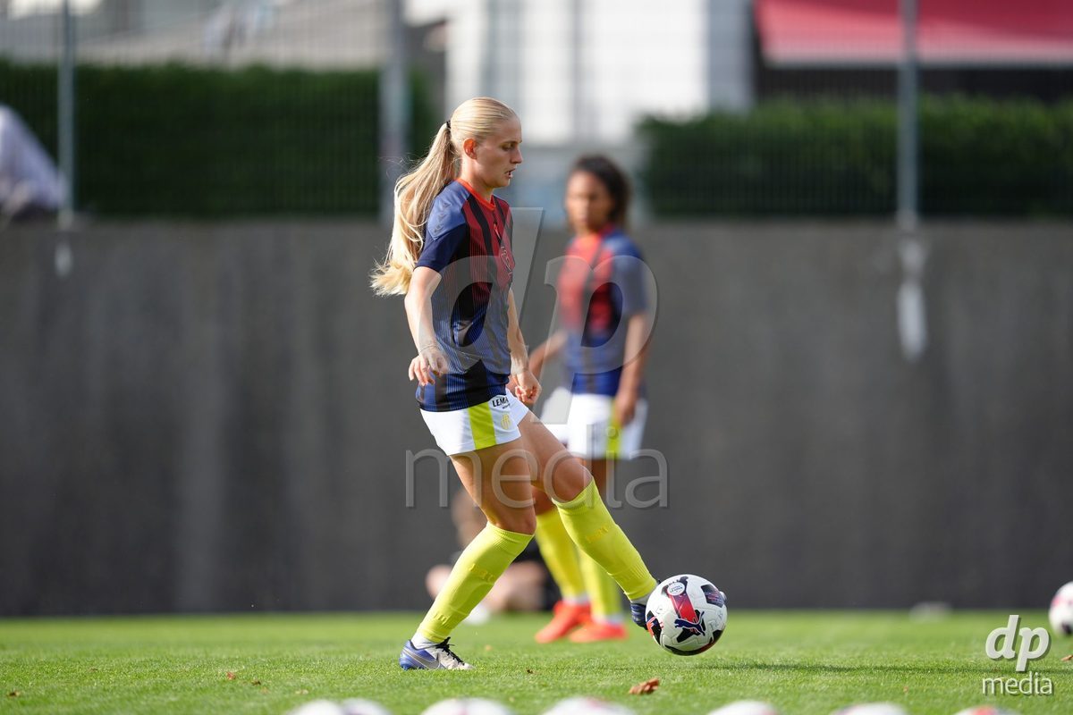 Zurich, Switzerland - September 13: Jacqueline Anne Hand of FC Basel 1893 during warmup before the AXA Women's Super League match between FC Zurich and FC Basel 1893 at Stadion Letzigrund on September 13, 2026 in Zurich, Switzerland.