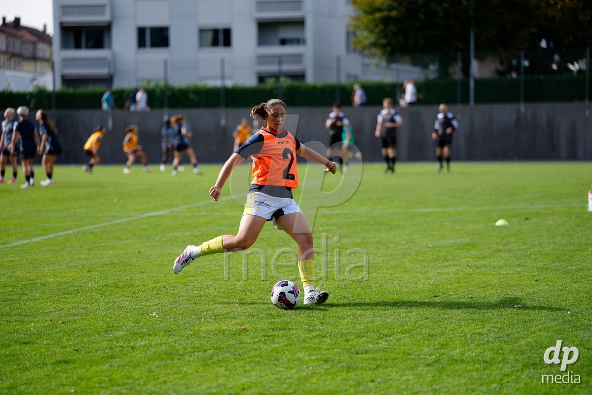 Zurich, Switzerland - September 13: Una Rankic of FC Basel 1893 during warmup before the AXA Women's Super League match between FC Zurich and FC Basel 1893 at Stadion Letzigrund on September 13, 2026 in Zurich, Switzerland.