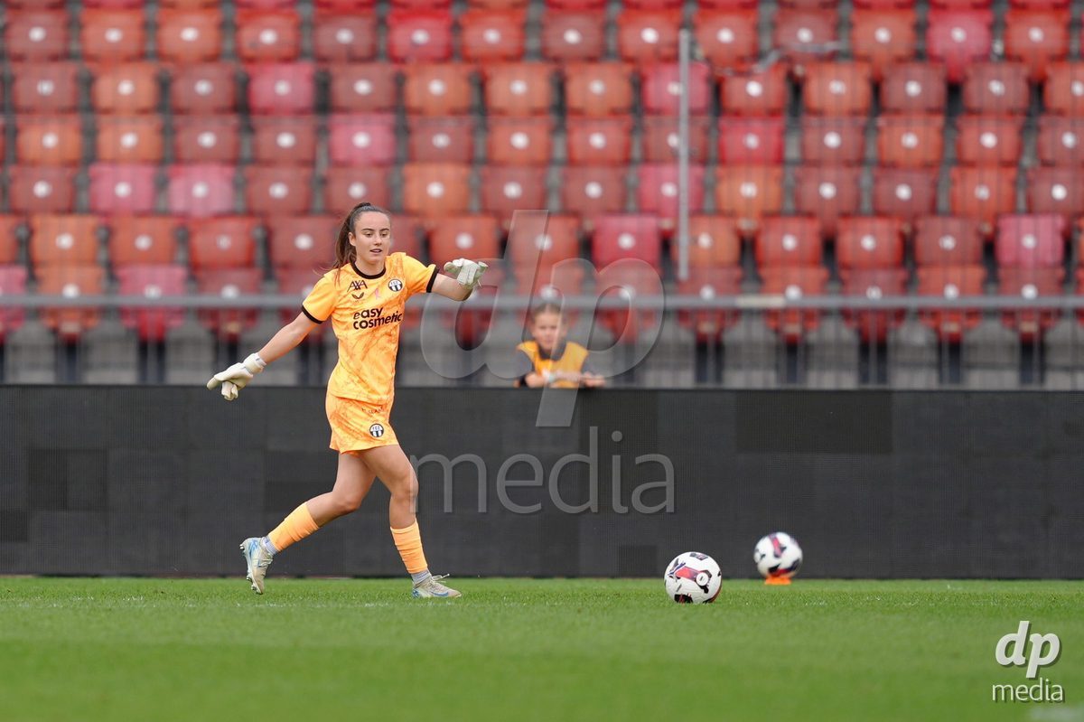 Zurich, Switzerland - September 13: Goalkeeper Riana Gmur of FC Zürich during the AXA Women's Super League match between FC Zurich and FC Basel 1893 at Stadion Letzigrund on September 13, 2026 in Zurich, Switzerland.
