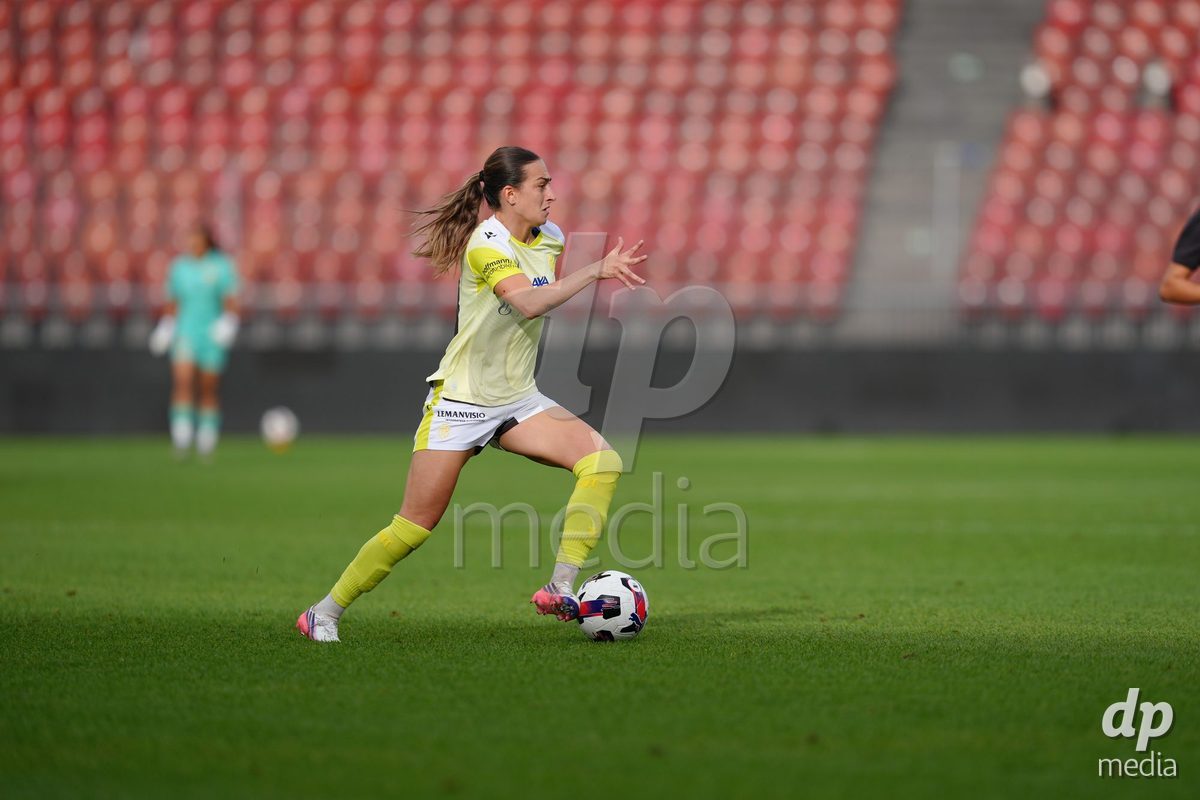 Zurich, Switzerland - September 13: Alice Ilaria Berti of FC Basel 1893 during the AXA Women's Super League match between FC Zurich and FC Basel 1893 at Stadion Letzigrund on September 13, 2026 in Zurich, Switzerland.