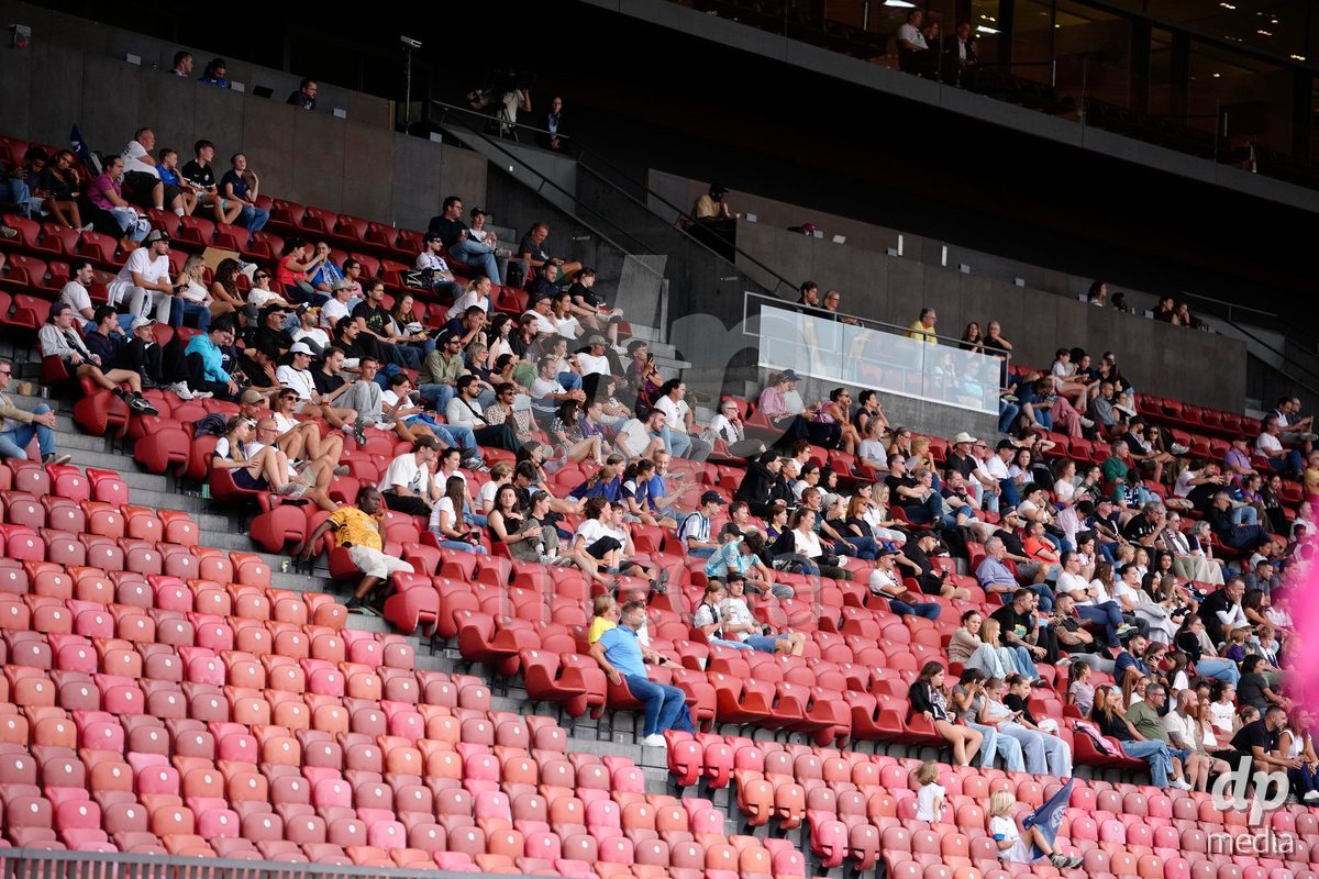 Zurich, Switzerland - September 13: 3300 spectators during the AXA Women's Super League match between FC Zurich and FC Basel 1893 at Stadion Letzigrund on September 13, 2026 in Zurich, Switzerland.
