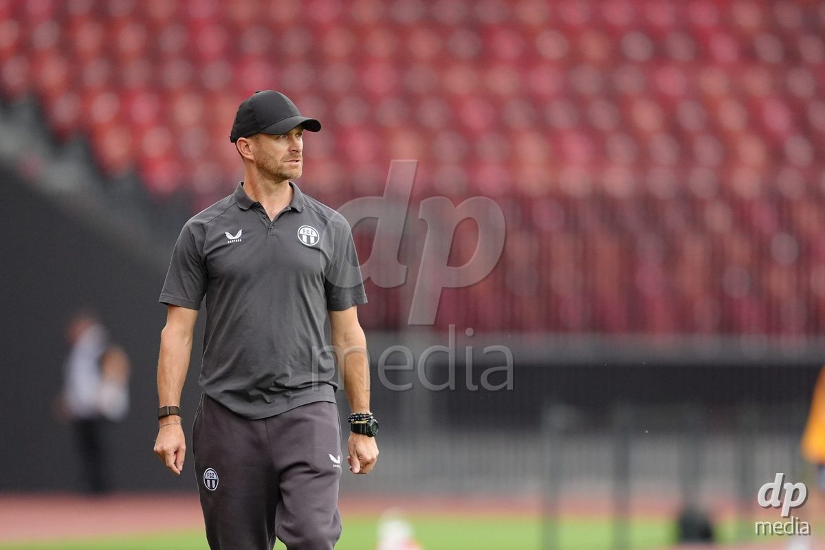 Zurich, Switzerland - September 13: Alessandro Mangiarratti coach of FC Zurich during the AXA Women's Super League match between FC Zurich and FC Basel 1893 at Stadion Letzigrund on September 13, 2026 in Zurich, Switzerland.