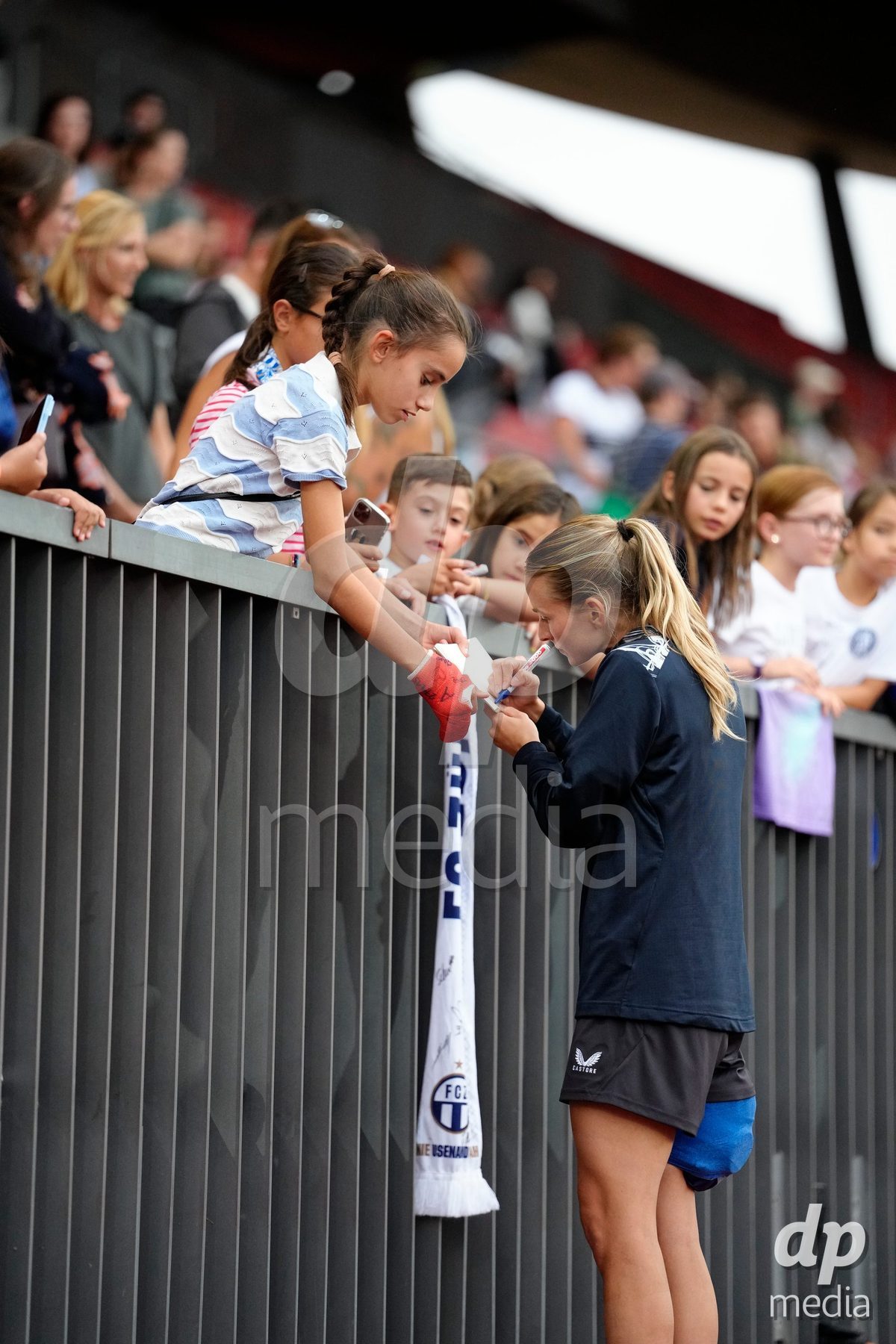 Zurich, Switzerland - September 13: Kim Dubs of FC Zürich interacting with the fans after the AXA Women's Super League match between FC Zurich and FC Basel 1893 at Stadion Letzigrund on September 13, 2026 in Zurich, Switzerland.