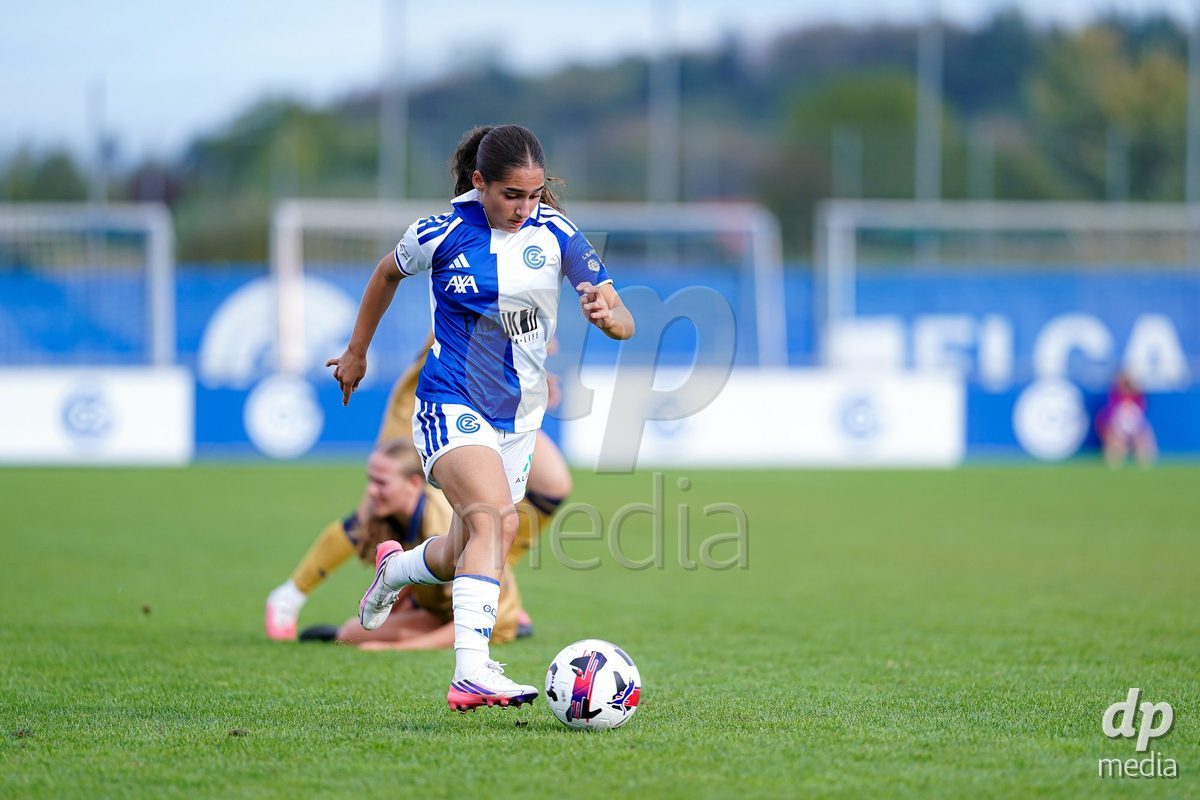 NIEDERHASLI, SWITZERLAND - September 13: Ilaria Maddaloni of GC Frauenfussball controls the ball during the AXA Women's Super League match between GC Frauenfussball and FC Luzern at GC Campus on September 13, 2026 in Niederhasli, Switzerland.