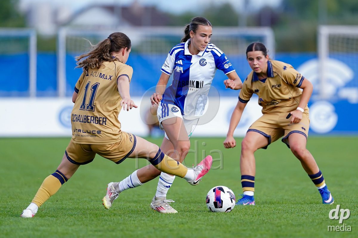 NIEDERHASLI, SWITZERLAND - September 13: Emma Egli of GC Frauenfussball battles for the ball during the AXA Women's Super League match between GC Frauenfussball and FC Luzern at GC Campus on September 13, 2026 in Niederhasli, Switzerland.
