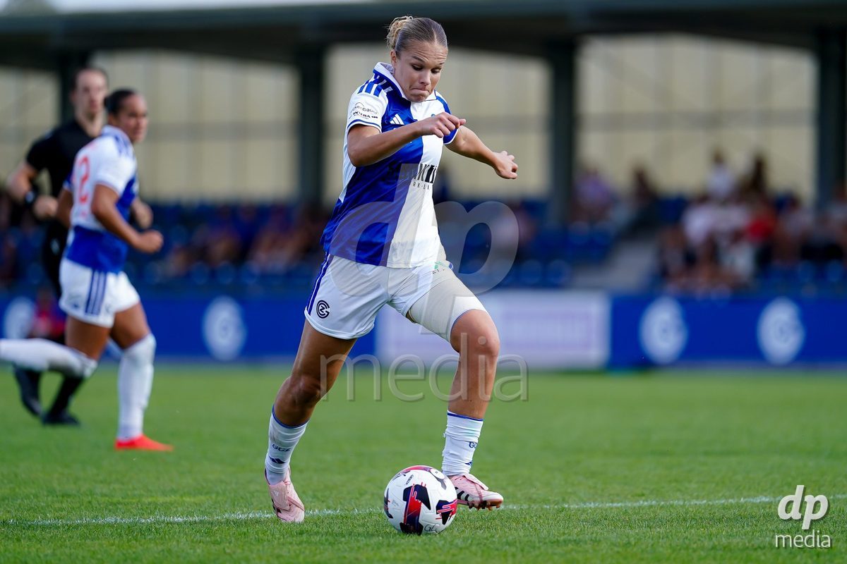 NIEDERHASLI, SWITZERLAND - September 13: Ella Ljustina of GC Frauenfussball controls the ball during the AXA Women's Super League match between GC Frauenfussball and FC Luzern at GC Campus on September 13, 2026 in Niederhasli, Switzerland.
