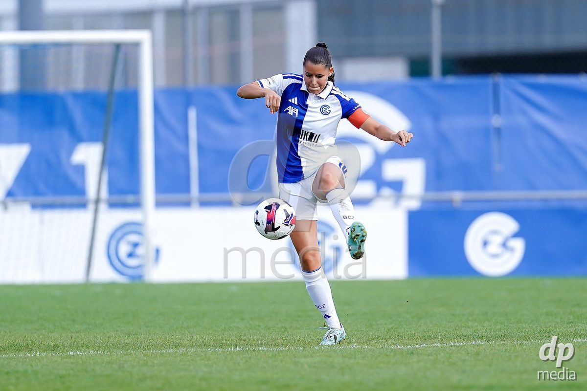 NIEDERHASLI, SWITZERLAND - September 13: Luna Lemperiere of GC Frauenfussball controls the ball during the AXA Women's Super League match between GC Frauenfussball and FC Luzern at GC Campus on September 13, 2026 in Niederhasli, Switzerland.