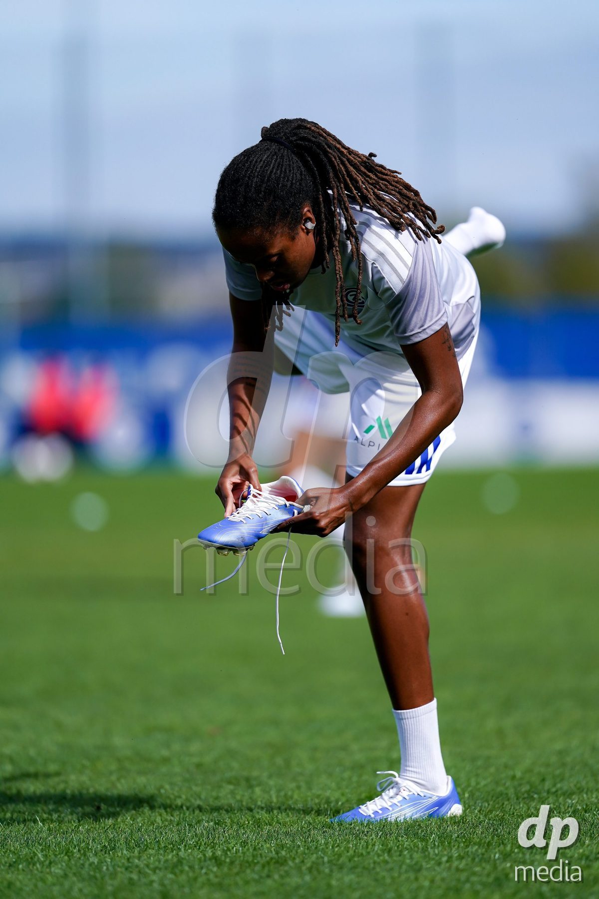 NIEDERHASLI, SWITZERLAND - September 13: Players of GC Frauenfussball warming up during the AXA Women's Super League match between GC Frauenfussball and FC Luzern at GC Campus on September 13, 2026 in Niederhasli, Switzerland.