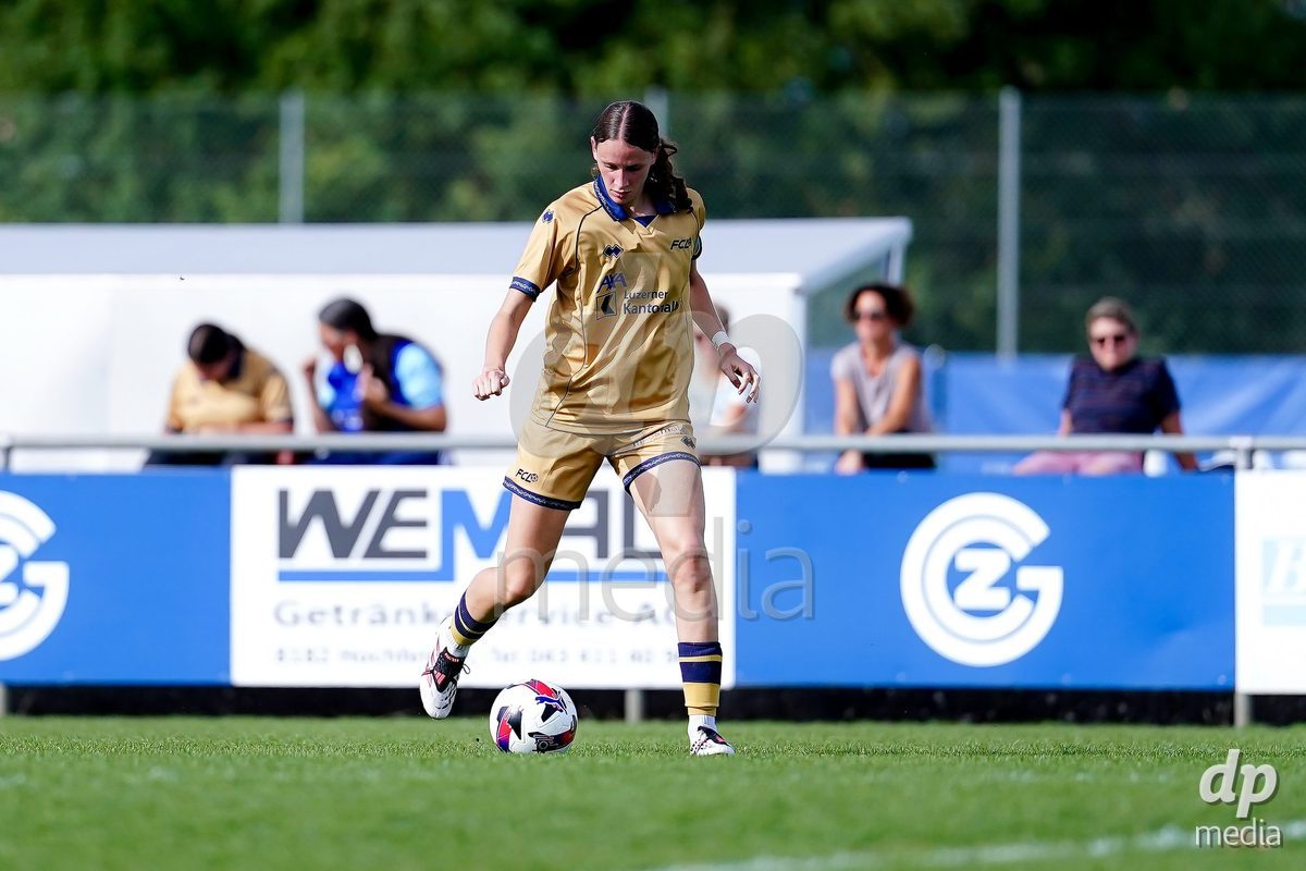 NIEDERHASLI, SWITZERLAND - September 13: Lena Wälti (Lena Walti) of FC Luzern controls the ball during the AXA Women's Super League match between GC Frauenfussball and FC Luzern at GC Campus on September 13, 2026 in Niederhasli, Switzerland.