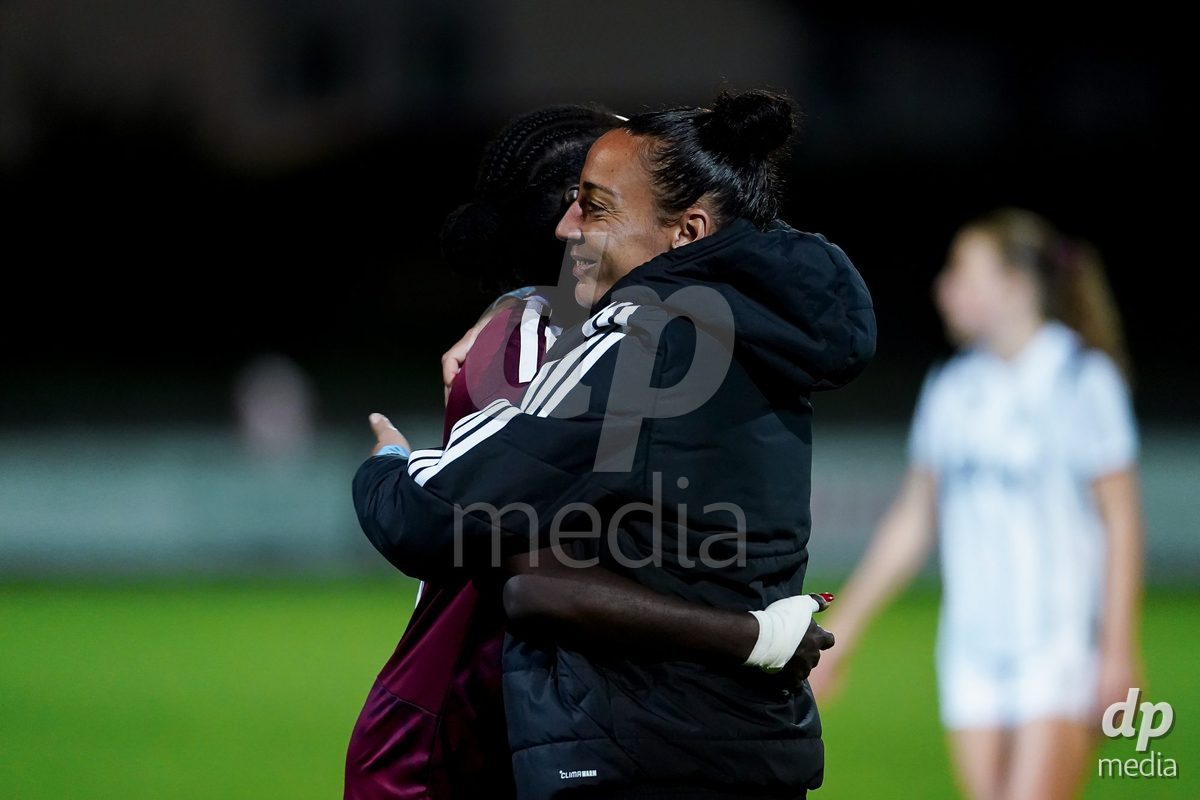 GENEVA, SWITZERLAND - SEPTEMBER 18: Players of Servette FC Chenois Feminin after the AXA Women's Super League match between Servette FC Chenois Feminin and FC Zurich at Stade de Trois-Chene on September 18, 2026 in Geneva, Switzerland.