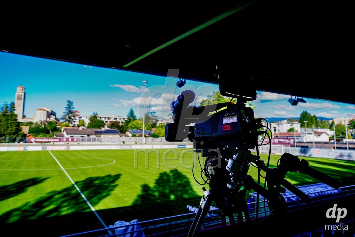 GENEVA, SWITZERLAND - SEPTEMBER 18: SRG SSR TV camera prior to the AXA Women's Super League match between Servette FC Chenois Feminin and FC Zurich at Stade de Trois-Chene on September 18, 2026 in Geneva, Switzerland.