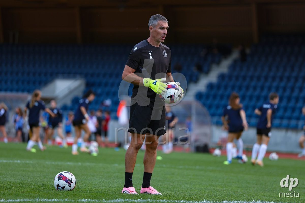 LUZERN, SWITZERLAND - SEPTEMBER 18: Blaise Brocard (Assistenztrainer, Yverdon Sport FC) before the AXA Women's Super League match between FC Luzern and FC Yverdon Women at Hubelmatt on September 18, 2026 in Luzern, Switzerland.