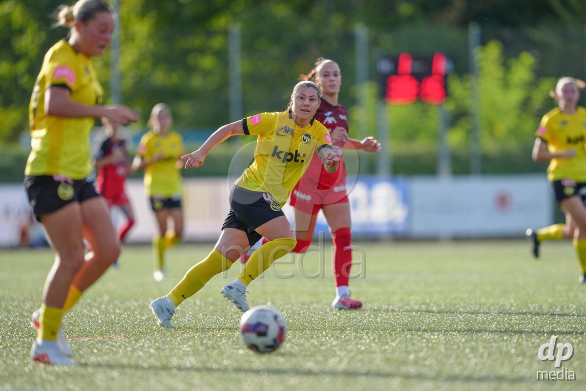 AARAU, SWITZERLAND - SEPTEMBER 19: Ramona Bachmann of BSC YB Frauen during the AXA Women's Super League match between FC Aarau Frauen and BSC YB Frauen at Sportanlage Schachen on September 19, 2026 in Aarau, Switzerland.