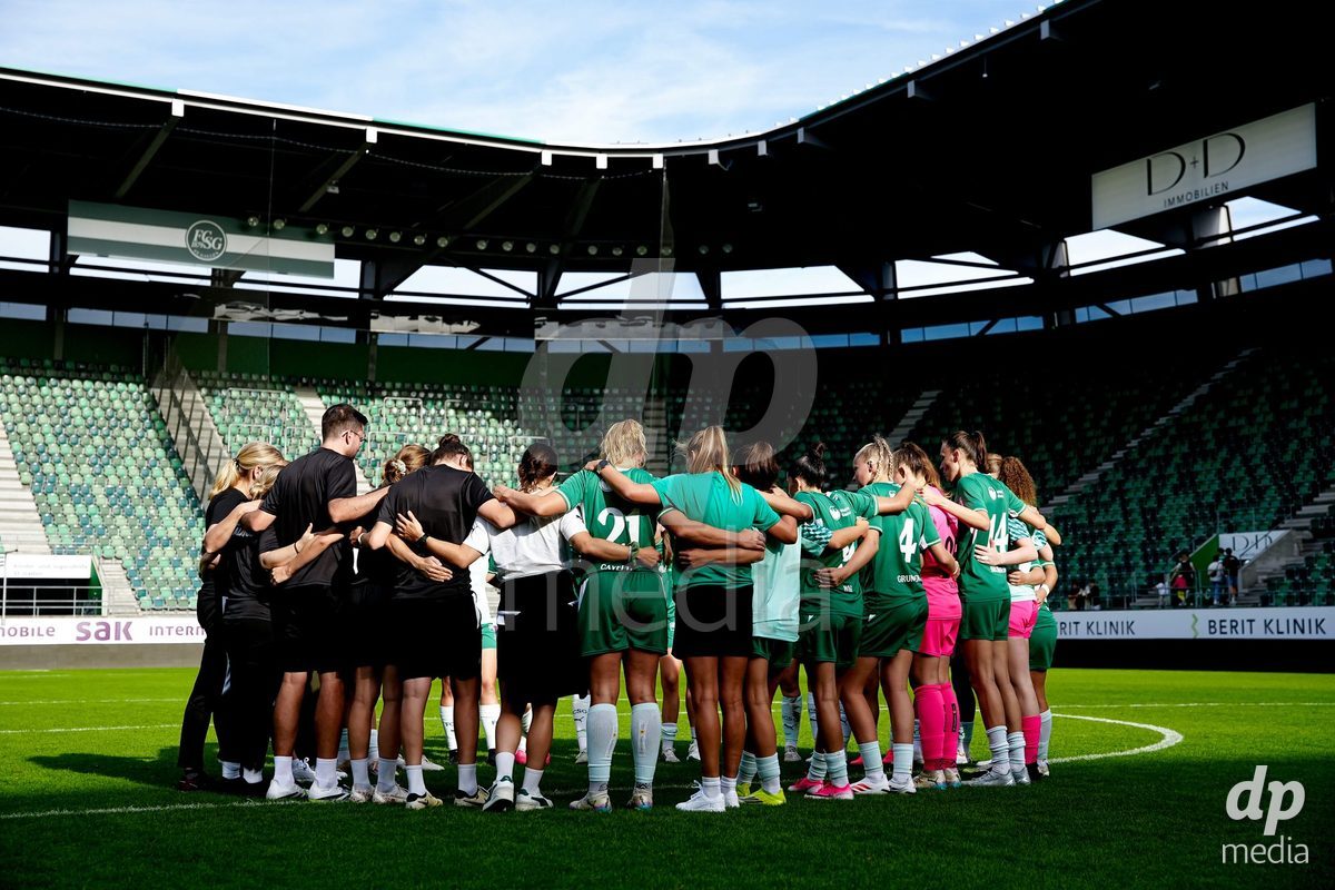ST. GALLEN, SWITZERLAND - SEPTEMBER 19: Players of St.Gallen 1879 after the AXA Women's Super League match between FC St. Gallen 1879 and GC Frauenfussball at Berit Sitterstadion on September 19, 2026 in St. Gallen, Switzerland.