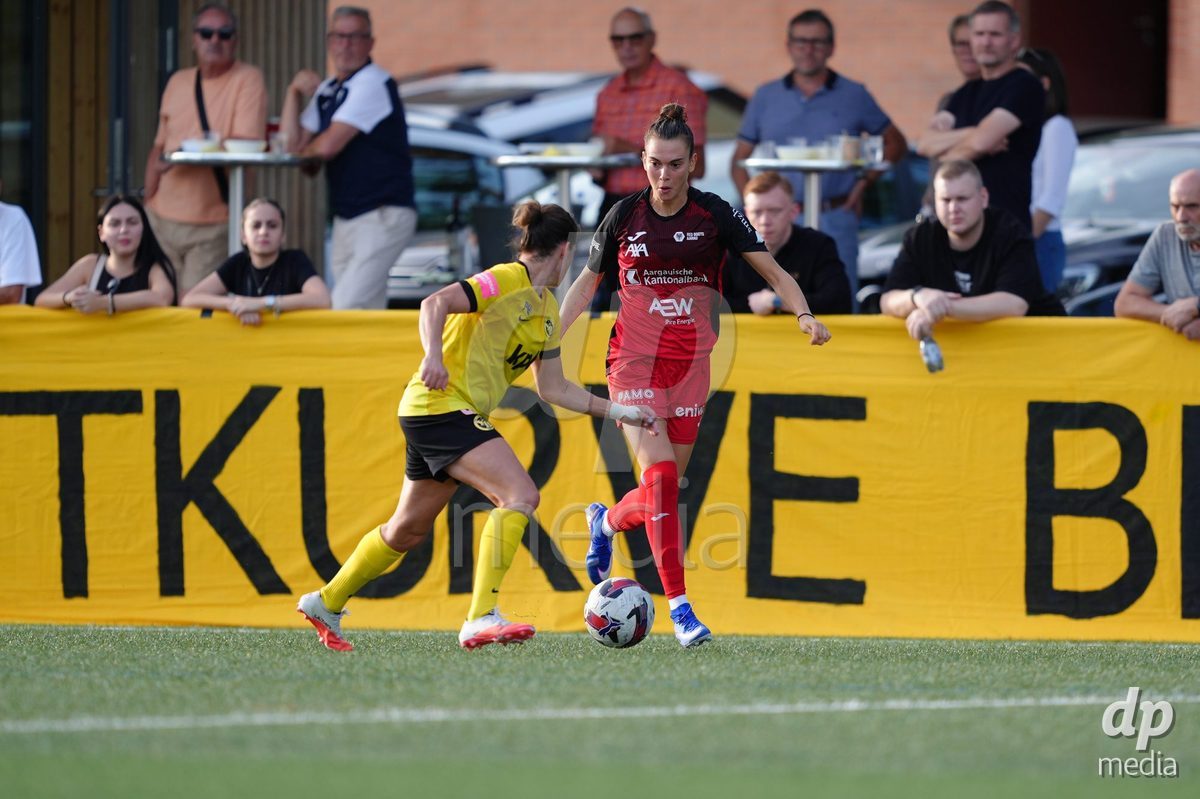 AARAU, SWITZERLAND - SEPTEMBER 19: Giulia Bison of FC Aarau Frauen during the AXA Women's Super League match between FC Aarau Frauen and BSC YB Frauen at Sportanlage Schachen on September 19, 2026 in Aarau, Switzerland.
