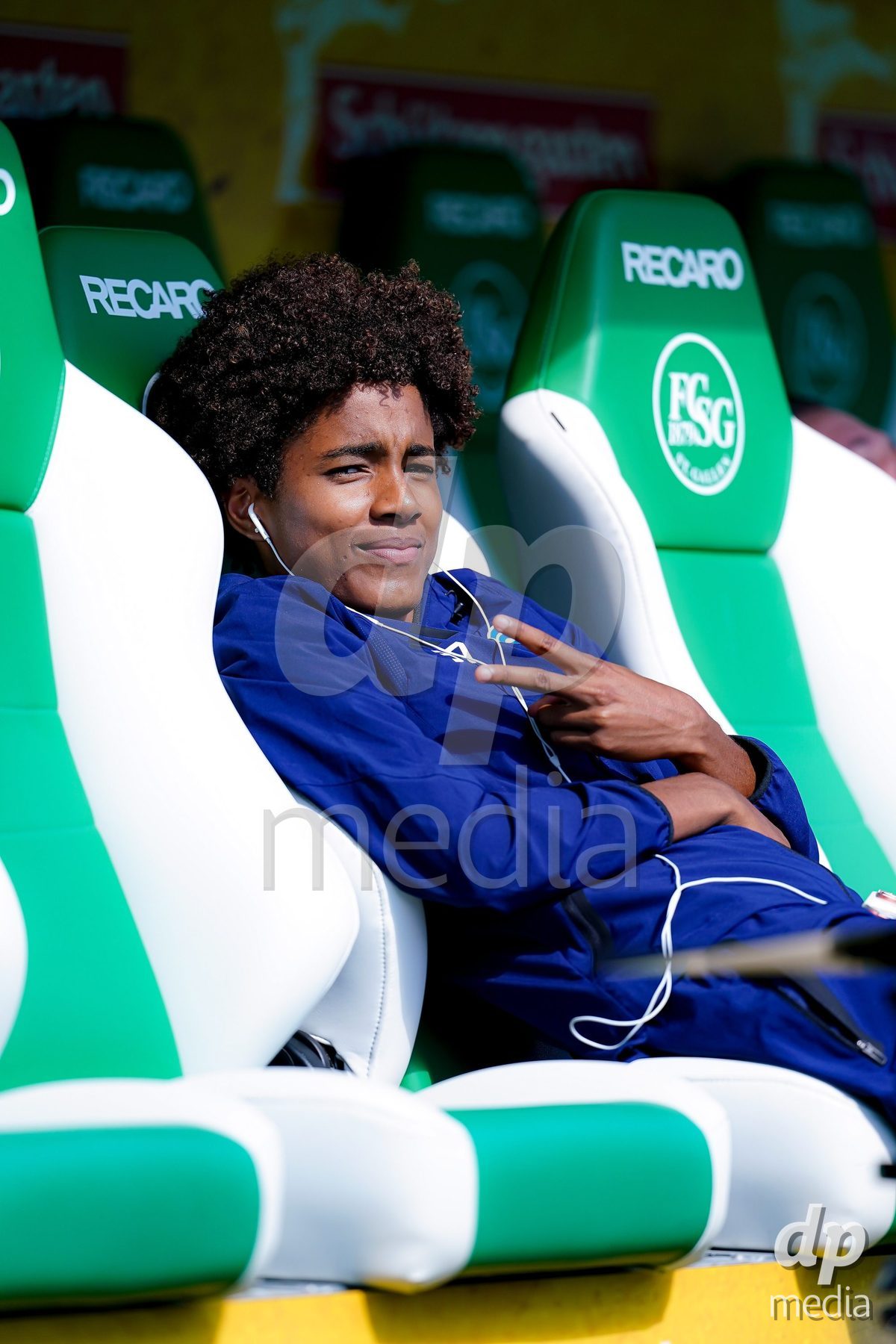 ST. GALLEN, SWITZERLAND - SEPTEMBER 19: Players of GC Frauenfussball arrival during the AXA Women's Super League match between FC St. Gallen 1879 and GC Frauenfussball at Berit Sitterstadion on September 19, 2026 in St. Gallen, Switzerland.