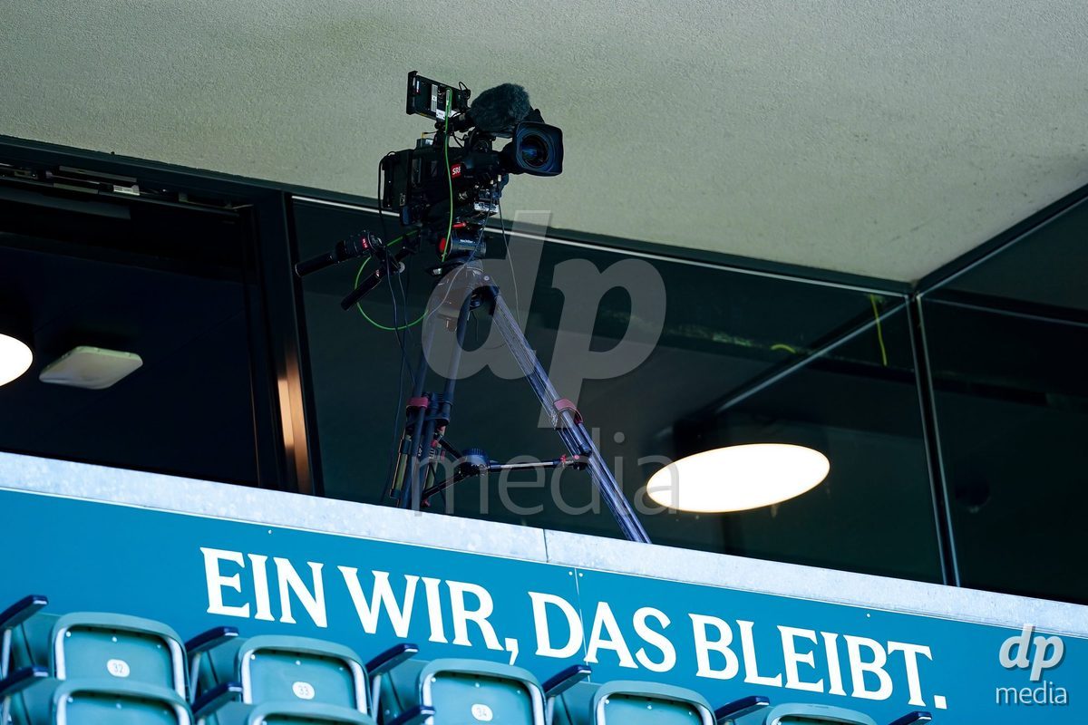 ST. GALLEN, SWITZERLAND - SEPTEMBER 19: SRF TV camera during the AXA Women's Super League match between FC St. Gallen 1879 and GC Frauenfussball at Berit Sitterstadion on September 19, 2026 in St. Gallen, Switzerland.