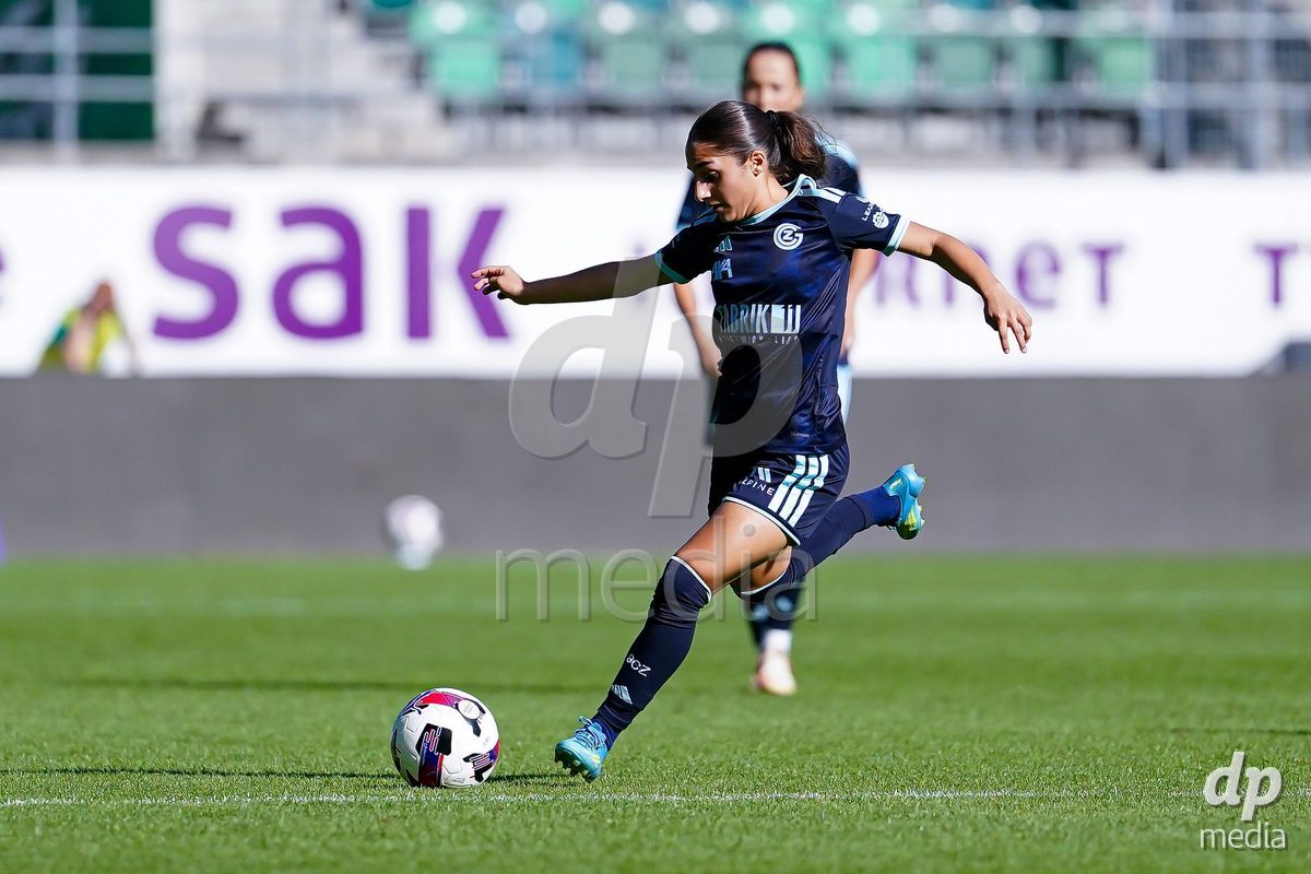 ST. GALLEN, SWITZERLAND - SEPTEMBER 19: Ilaria Maddaloni of GC Frauenfussball in action during the AXA Women's Super League match between FC St. Gallen 1879 and GC Frauenfussball at Berit Sitterstadion on September 19, 2026 in St. Gallen, Switzerland.