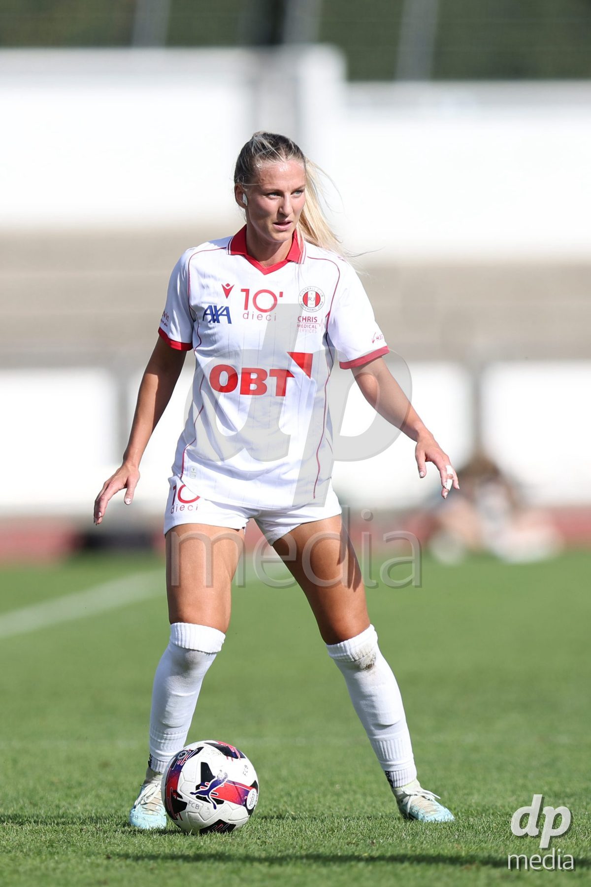 BASEL, SWITZERLAND - September 19: 3 Bergros Asgeirsdottir of FC Rapperswil-Jona and 34 Carla Christen of FC Basel 1893 challenging with the ball during the AXA Women's Super League match between FC Basel and FC Rapperswil-Jona at Leichtathletik-stadion on September 19, 2026 in Basel, Switzerland.