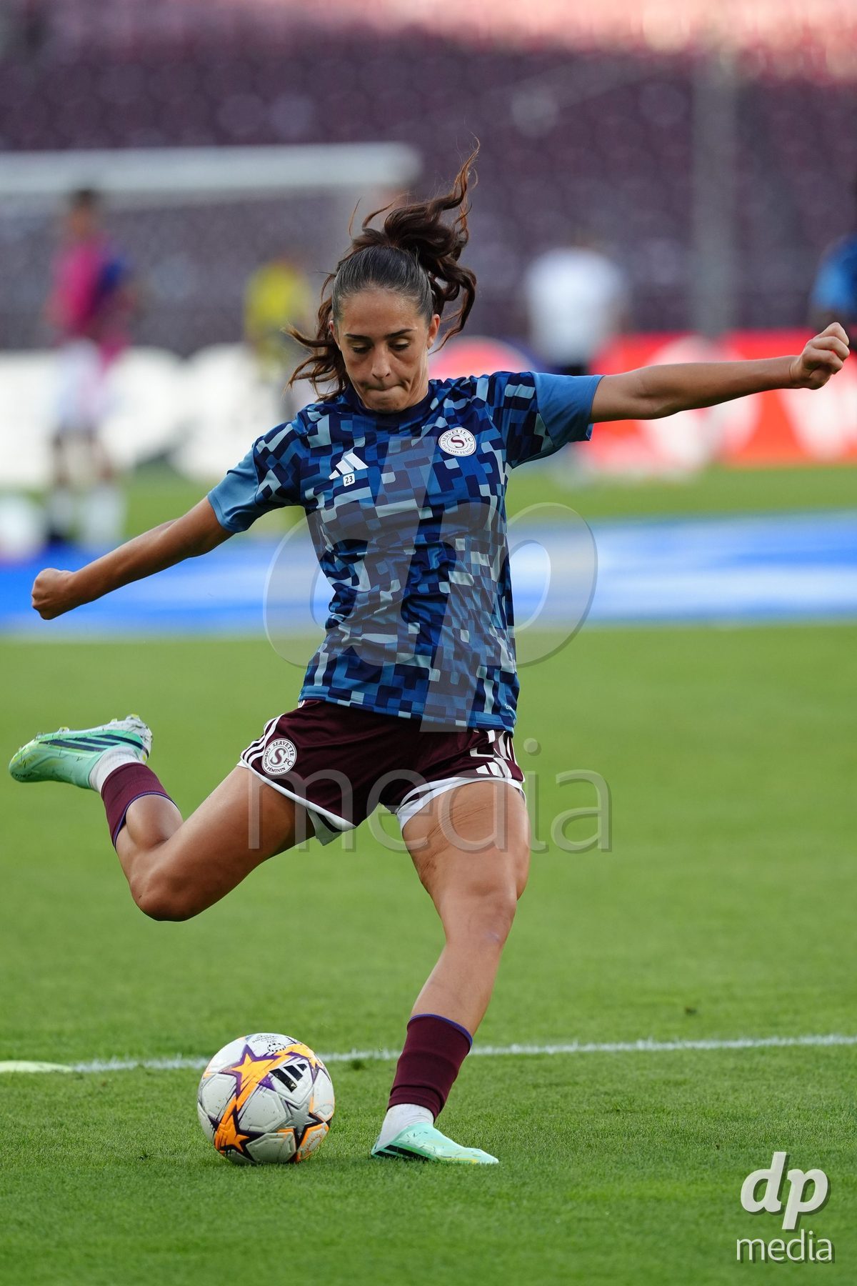GENEVA, SWITZERLAND - SEPTEMBER 23: Amina Muratovic of Servette FC Chenois Feminin during warmup before the UEFA Women's Champions League match between Servette FC Chenois Feminin and OL Lyonnes at Stade de Geneve on September 23, 2026 in Geneva, Switzerland.