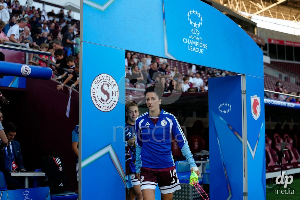 GENEVA, SWITZERLAND - SEPTEMBER 23: Ghoutia Karchouni and Asun Martinez of Servette FC Chenois Feminin before the UEFA Women's Champions League match between Servette FC Chenois Feminin and OL Lyonnes at Stade de Geneve on September 23, 2026 in Geneva, Switzerland.