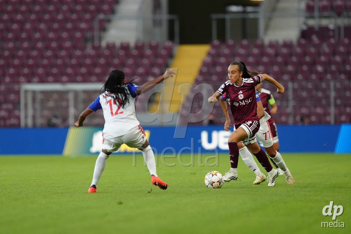 GENEVA, SWITZERLAND - SEPTEMBER 23: Joana Marchao of Servette FC Chenois Feminin during the UEFA Women's Champions League match between Servette FC Chenois Feminin and OL Lyonnes at Stade de Geneve on September 23, 2026 in Geneva, Switzerland.