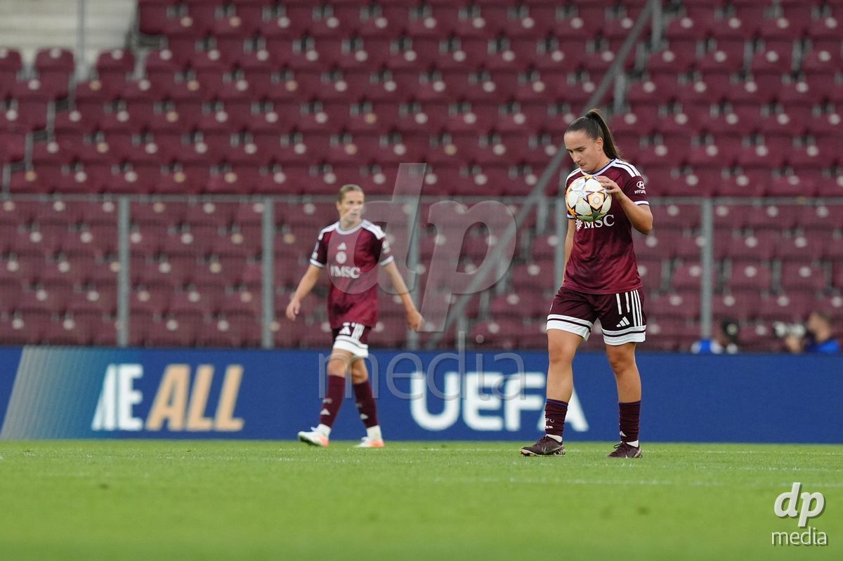 GENEVA, SWITZERLAND - SEPTEMBER 23: Magdalena Sobal and Laura Strik of Servette FC Chenois Feminin disappointed after the 0:1 during the UEFA Women's Champions League match between Servette FC Chenois Feminin and OL Lyonnes at Stade de Geneve on September 23, 2026 in Geneva, Switzerland.