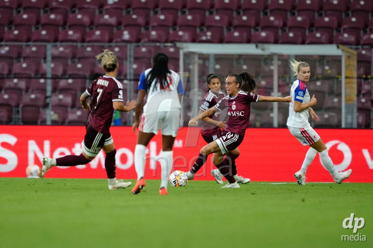 GENEVA, SWITZERLAND - SEPTEMBER 23: Joana Marchao during the UEFA Women's Champions League match between Servette FC Chenois Feminin and OL Lyonnes at Stade de Geneve on September 23, 2026 in Geneva, Switzerland.
