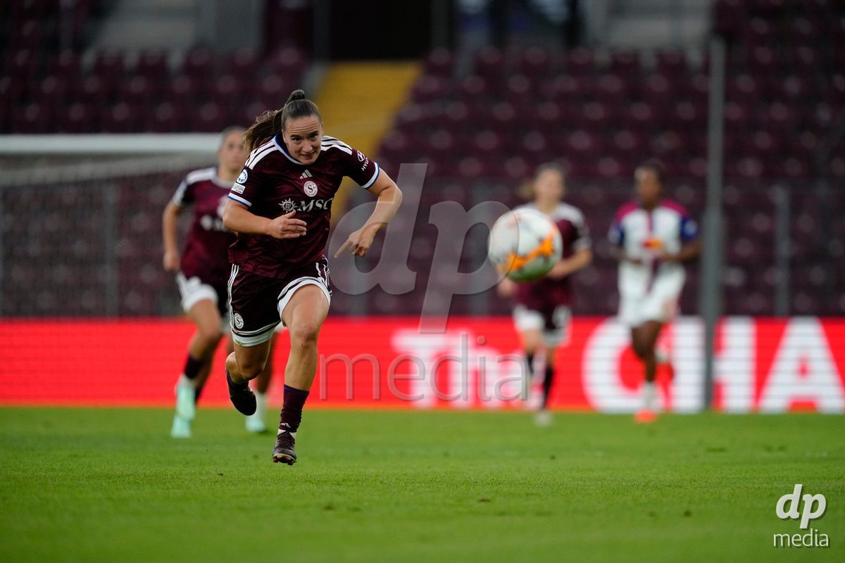 GENEVA, SWITZERLAND - SEPTEMBER 23: Magdalena Sobal of Servette FC Chenois Feminin during the UEFA Women's Champions League match between Servette FC Chenois Feminin and OL Lyonnes at Stade de Geneve on September 23, 2026 in Geneva, Switzerland.