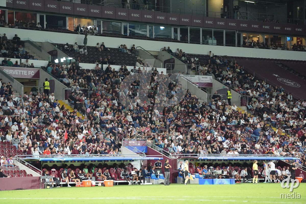 GENEVA, SWITZERLAND - SEPTEMBER 23: Fans in the Stadium during the UEFA Women's Champions League match between Servette FC Chenois Feminin and OL Lyonnes at Stade de Geneve on September 23, 2026 in Geneva, Switzerland.