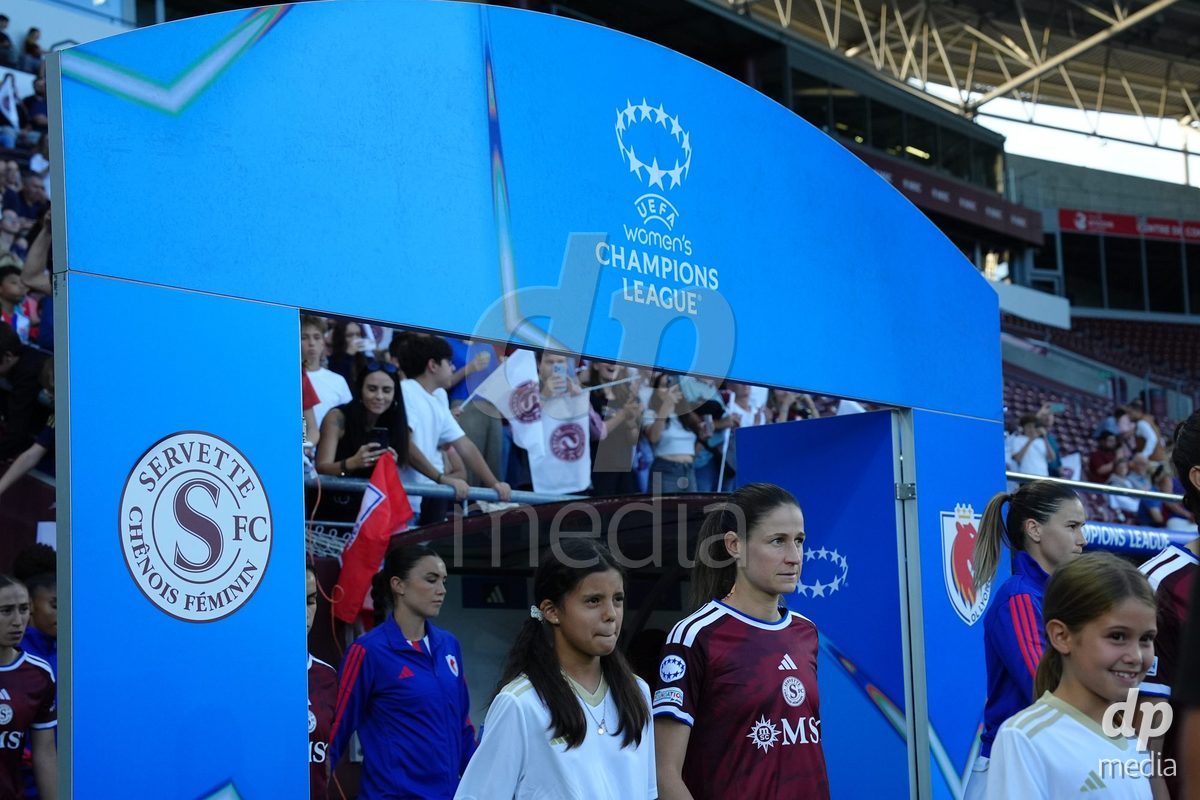 GENEVA, SWITZERLAND - SEPTEMBER 23: Laura Strik of Servette FC Chenois Feminin before the UEFA Women's Champions League match between Servette FC Chenois Feminin and OL Lyonnes at Stade de Geneve on September 23, 2026 in Geneva, Switzerland.