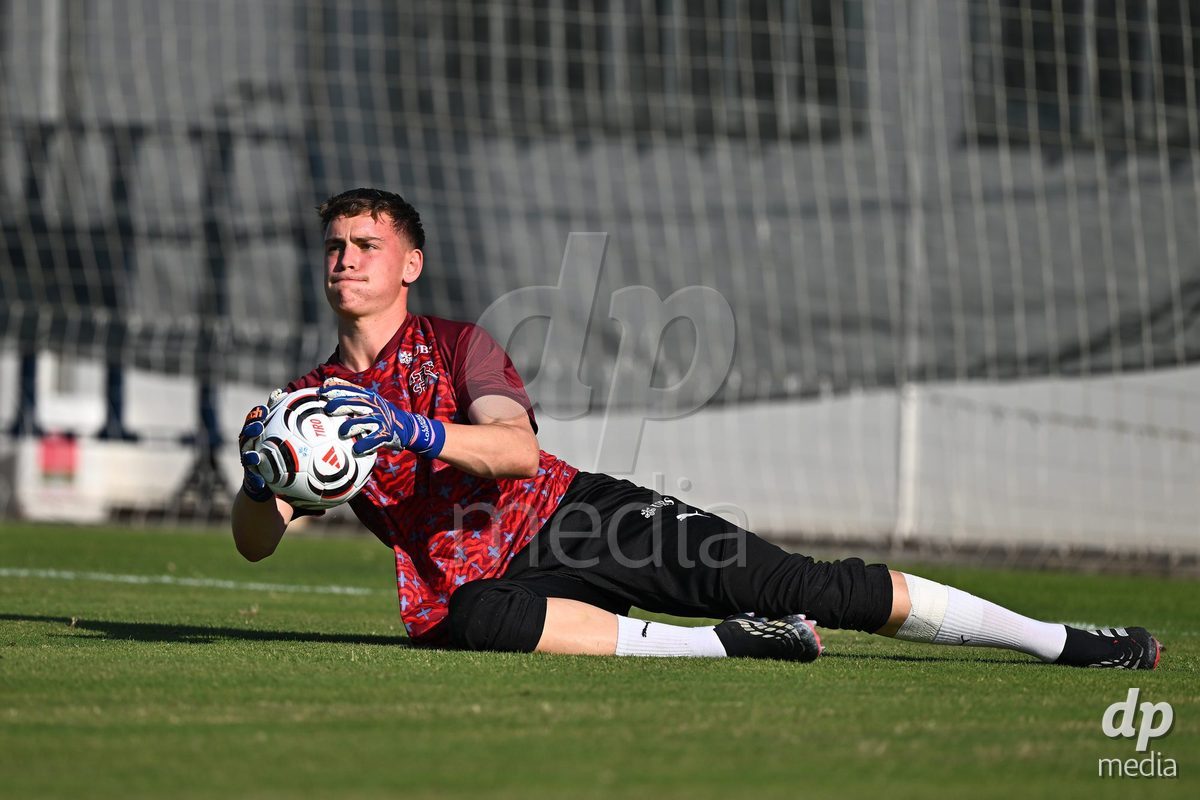 OLIVA NOVA, SPAIN - SEPTEMBER 23: Lorenzon, Lucas Goalkeeper of Switzerland during the International Friendly match between Switzerland U17 and Wales U17 at Oliva Nova Sports Center on September 23, 2026 in Oliva Nova, Spain.