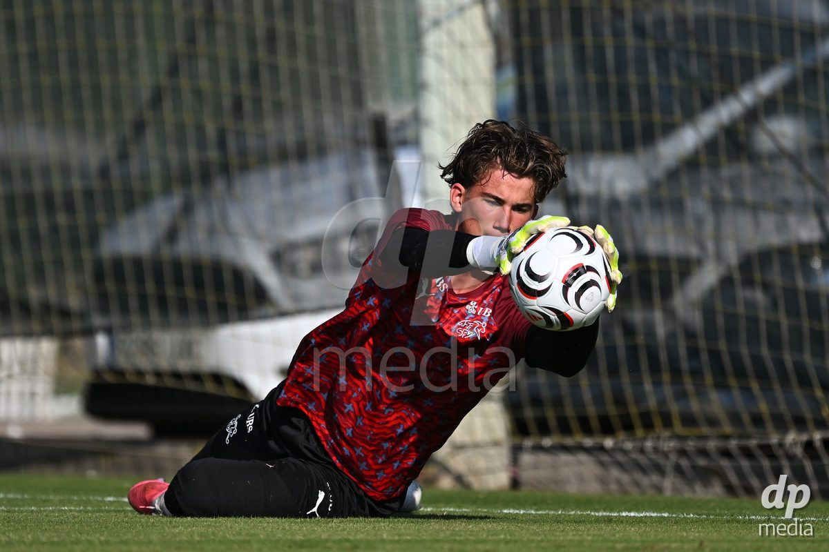OLIVA NOVA, SPAIN - SEPTEMBER 23: Emch, Yanis of Switzerland during the International Friendly match between Switzerland U17 and Wales U17 at Oliva Nova Sports Center on September 23, 2026 in Oliva Nova, Spain.