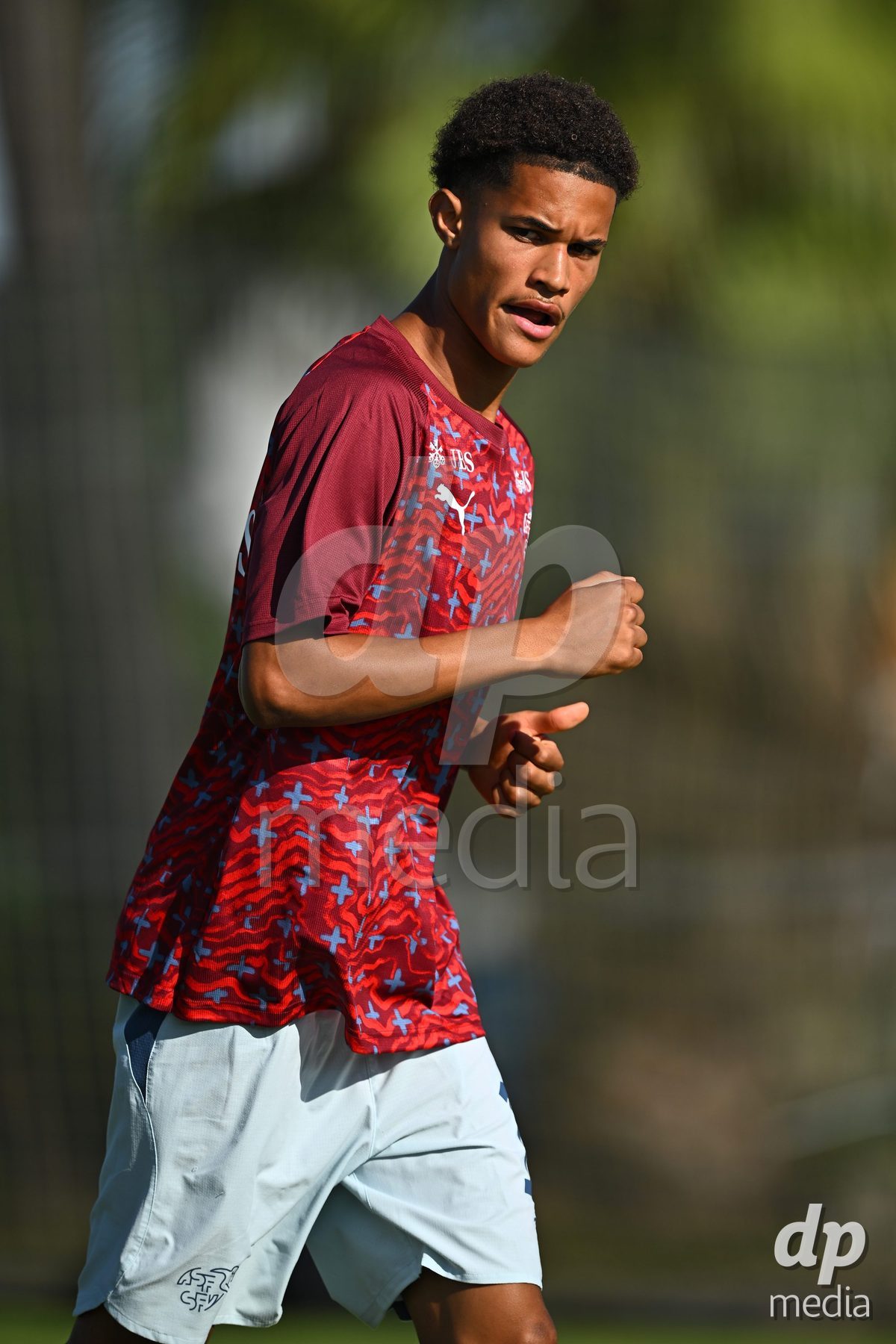 OLIVA NOVA, SPAIN - SEPTEMBER 23: Ikomi, Aaron of Switzerland during the International Friendly match between Switzerland U17 and Wales U17 at Oliva Nova Sports Center on September 23, 2026 in Oliva Nova, Spain.