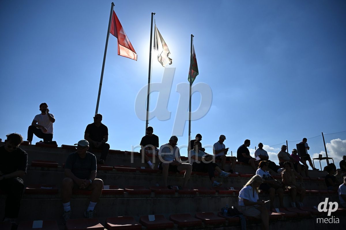 OLIVA NOVA, SPAIN - SEPTEMBER 23: the International Friendly match between Switzerland U17 and Wales U17 at Oliva Nova Sports Center on September 23, 2026 in Oliva Nova, Spain.