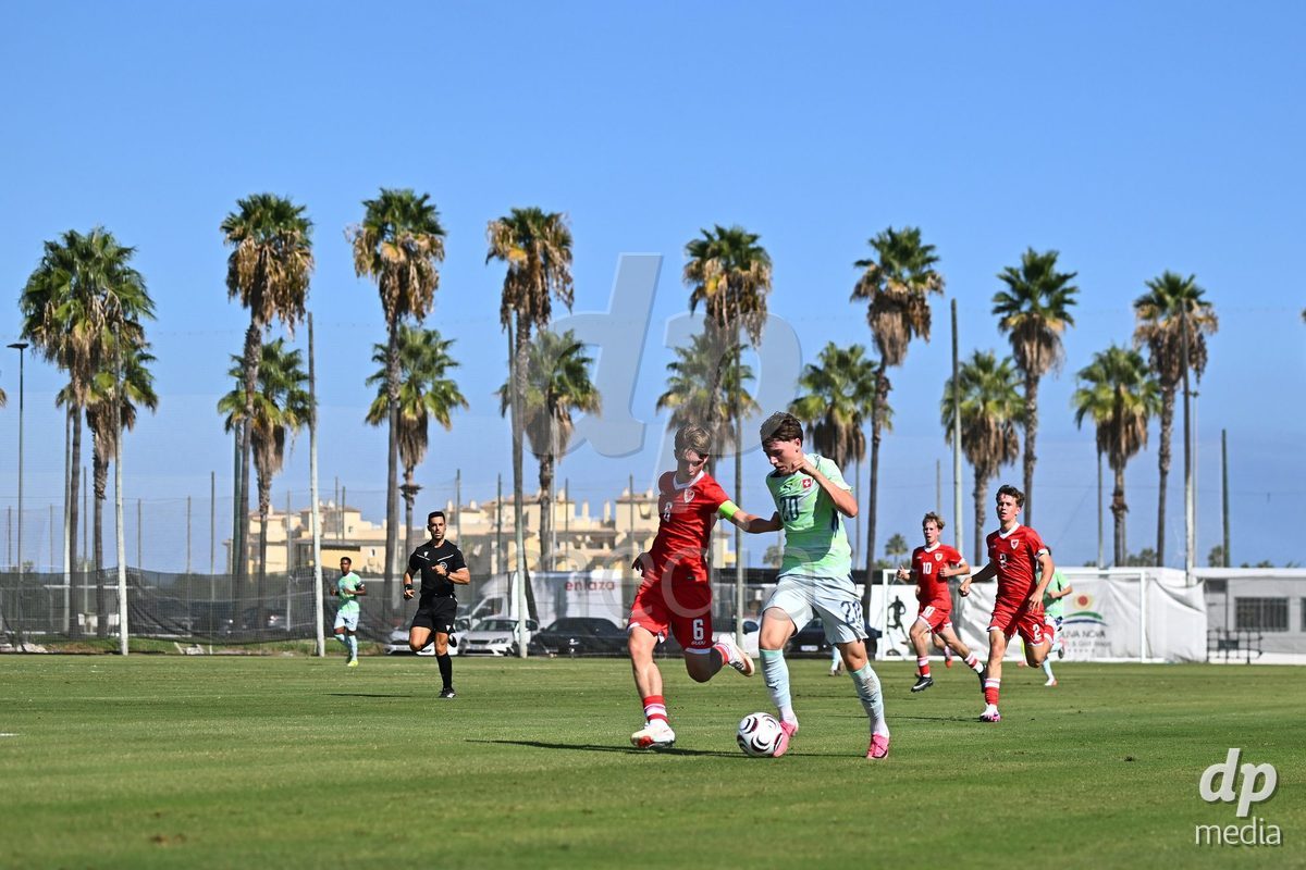 OLIVA NOVA, SPAIN - SEPTEMBER 23: Thommen, Loan of Switzerland during the International Friendly match between Switzerland U17 and Wales U17 at Oliva Nova Sports Center on September 23, 2026 in Oliva Nova, Spain.