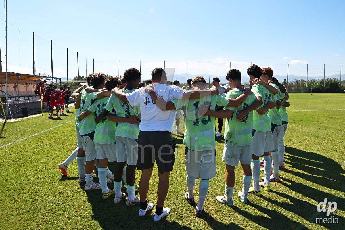 OLIVA NOVA, SPAIN - SEPTEMBER 23: The International Friendly match between Switzerland U17 and Wales U17 at Oliva Nova Sports Center on September 23, 2026 in Oliva Nova, Spain.
