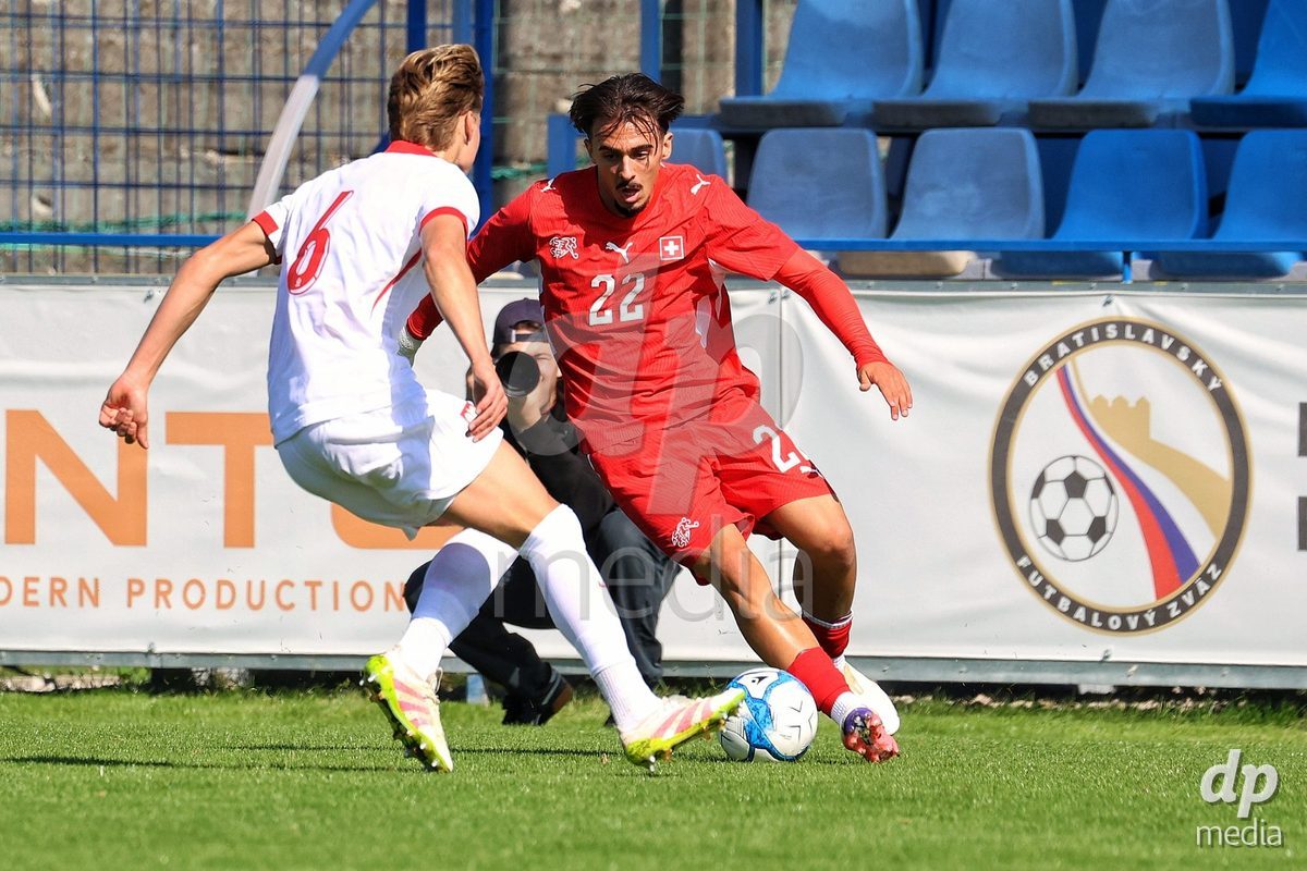 DUNAJSKA LUZNA, SLOVAKIA - SEPTEMBER 25: Adrien Llukes 24 the  International Friendly football match between Switzerland U19 and Poland U19 on September 25, 2026 in Dunajska Luzna, Slovakia.