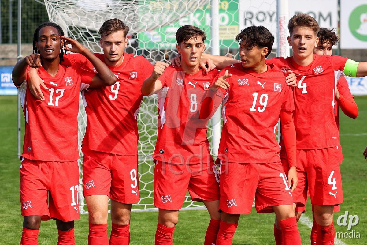 DUNAJSKA LUZNA, SLOVAKIA - SEPTEMBER 25: Ilija DespotoviÄ 9 goal celebration the International Friendly football match between Switzerland U19 and Poland U19 on September 25, 2026 in Dunajska Luzna, Slovakia.