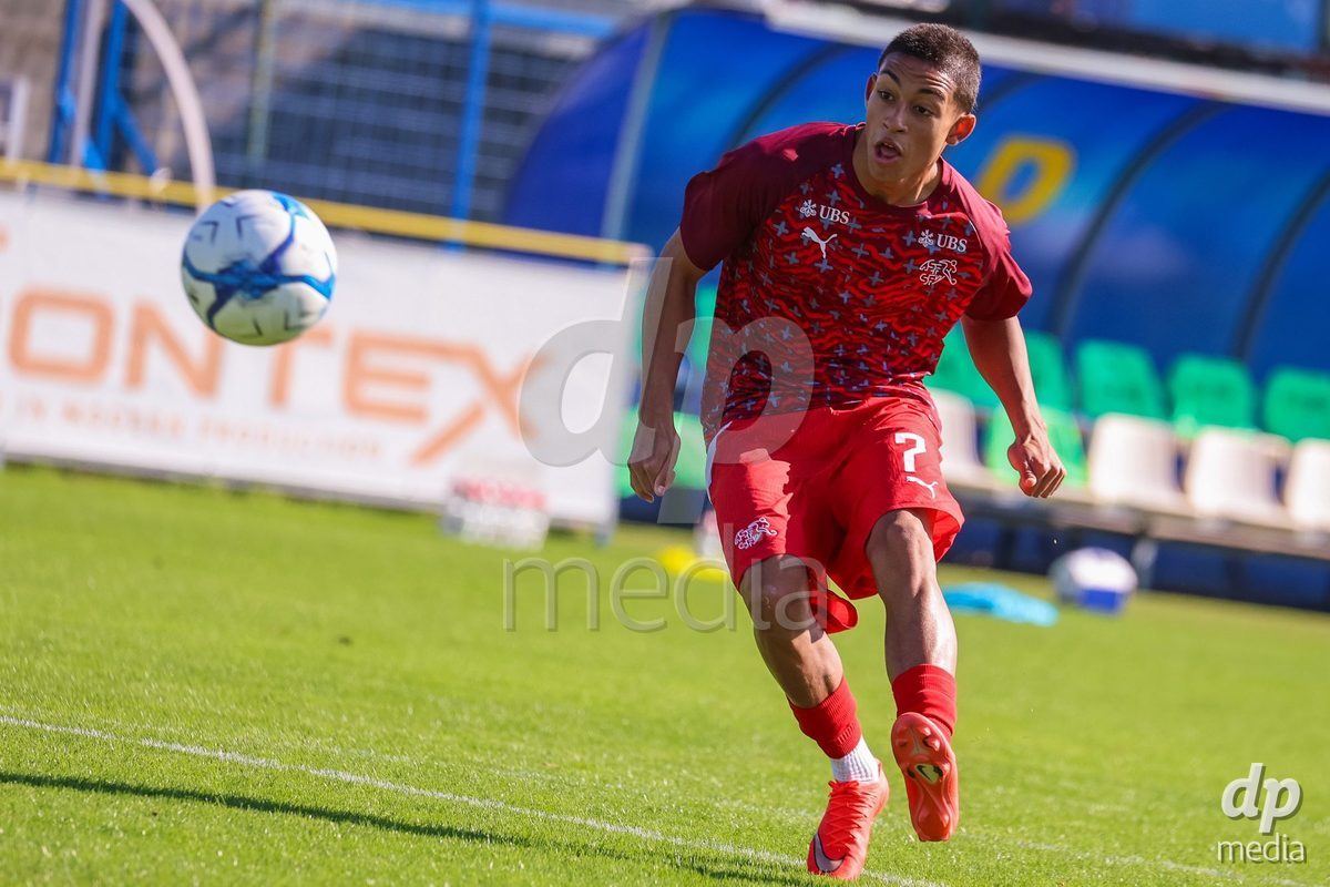 DUNAJSKA LUZNA, SLOVAKIA - SEPTEMBER 25:  Swiss team warm-up International Friendly football match between Switzerland U19 and Poland U19 on September 25, 2026 in Dunajska Luzna, Slovakia.