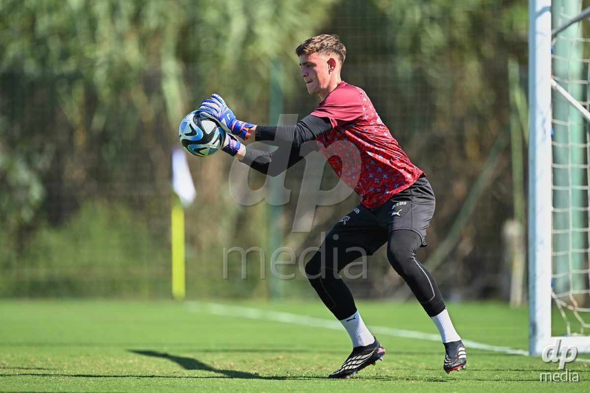 OLIVA NOVA, SPAIN - SEPTEMBER 25: Lucas Lorenzon Goalkeeper of Switzerland during the International Friendly match between Northern Ireland U17 and Switzerland U17 at Oliva Nova Sports Center on September 25, 2026 in Oliva Nova, Spain.