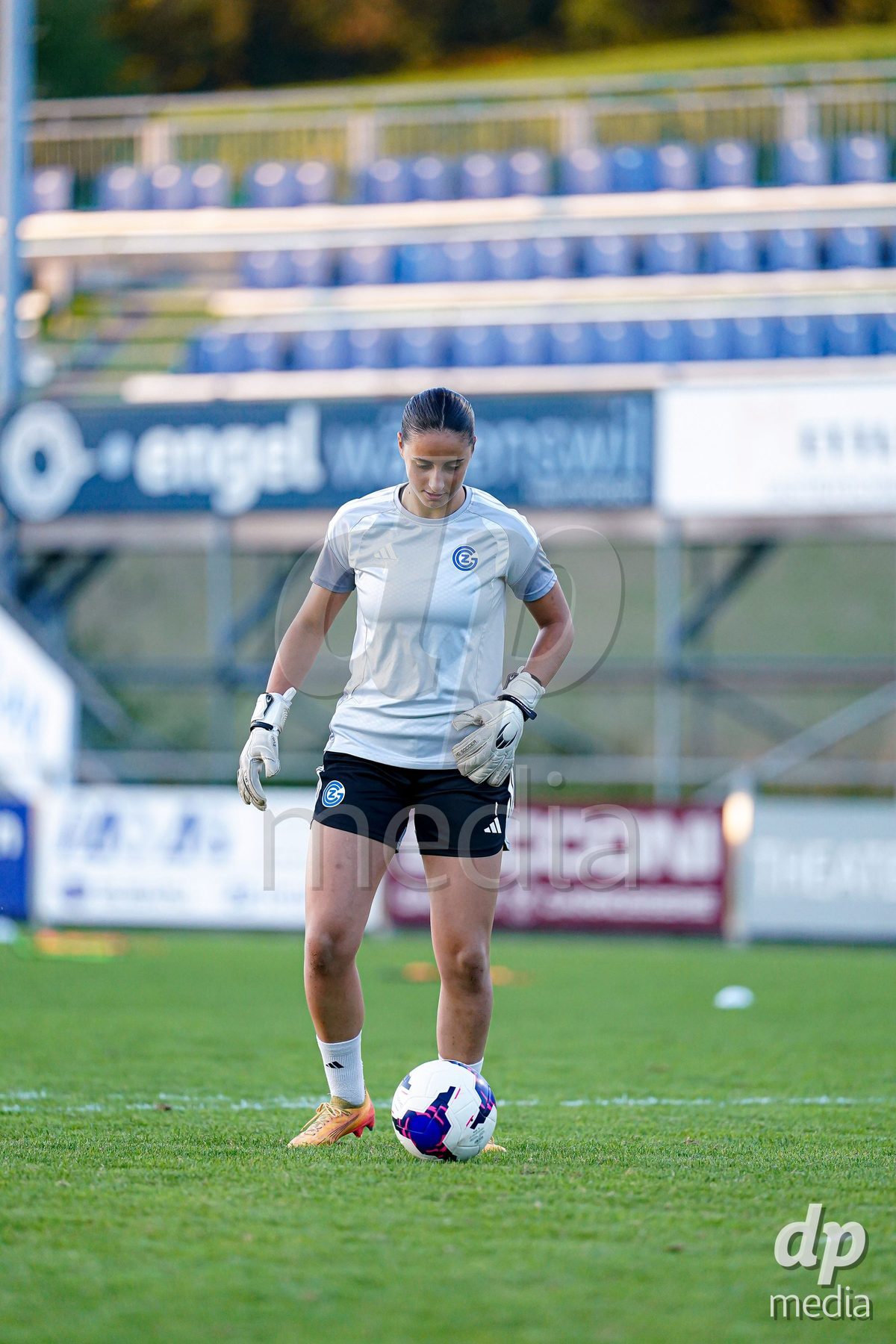 WÄDENSWIL, SWITZERLAND - SEPTEMBER 25: Jimena Vicario Casal of GC Frauenfussball warming up during the AXA Women's Cup match between FC Wädenswil 1 and GC Frauenfussball at Sportplatz Beichlen on September 25, 2026 in Wädenswil.
