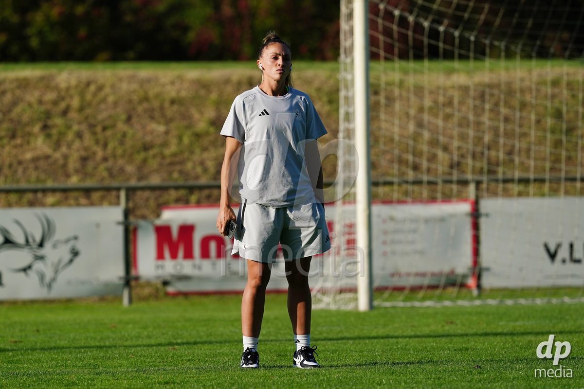 MAGADINO, SWITZERLAND - SEPTEMBER 26: Pllayer of the Servette FC attends a pitch inspection prior the AXA Women's Cup match between AS Gambarogno and Servette FC Chenois Feminin at Centro Sportivo on September 26, 2026 in Magadino.